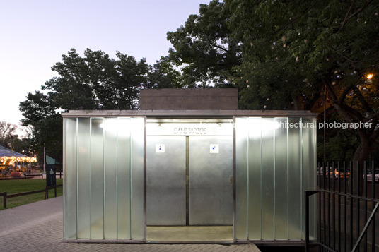 pavilions at independencia park  rafael iglesia