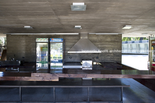 pavilions at independencia park  rafael iglesia