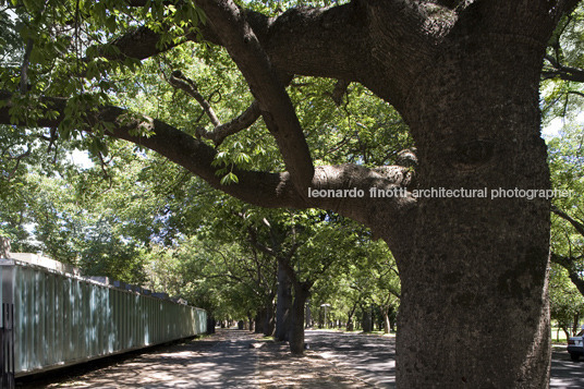 pavilions at independencia park  rafael iglesia