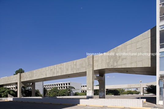 ministries annexes oscar niemeyer