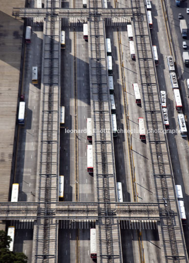 dom pedro ll bus terminal paulo mendes da rocha