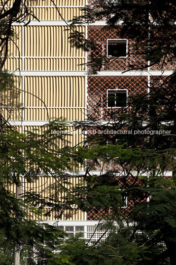 three buildings at guinle park lucio costa