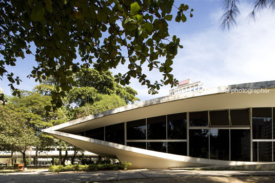 escola estadual milton campos oscar niemeyer