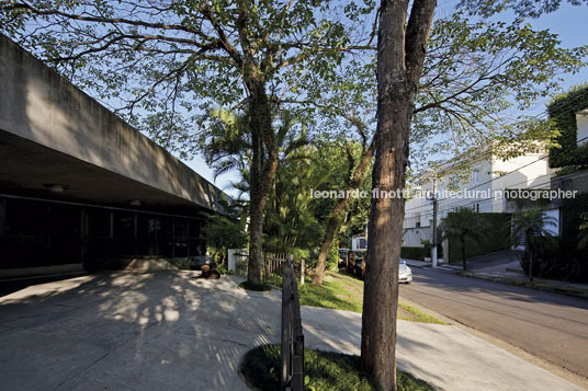 casa macedo soares paulo mendes da rocha