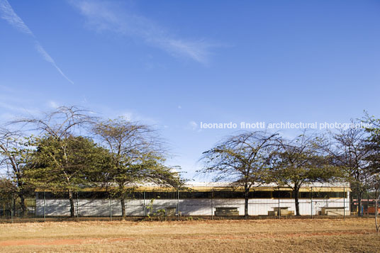 escola francesa oscar niemeyer