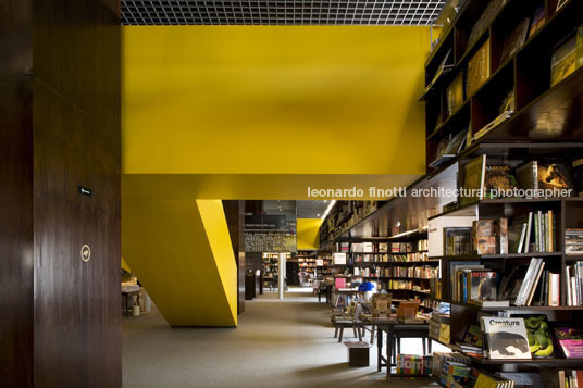 livraria da vila - cidade jardim isay weinfeld