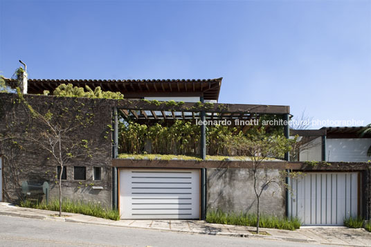 casa ac bernardes+jacobsen