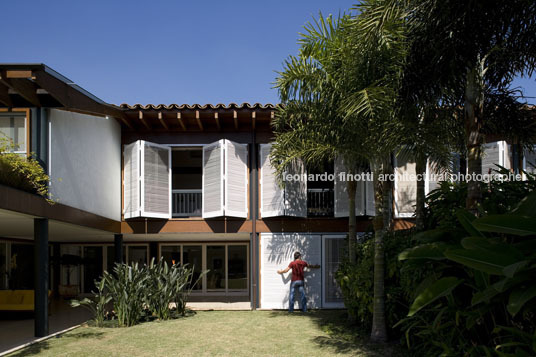 casa ac bernardes+jacobsen