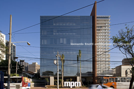 agência mpm bernardes+jacobsen