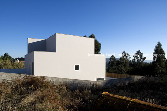 casa em leiria inês lobo