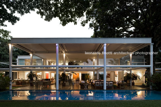 casa bg bernardes+jacobsen