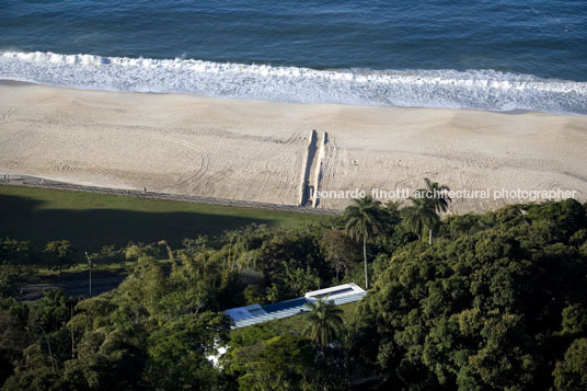 casa bm bernardes+jacobsen