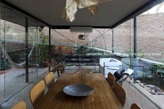 osypyte house javier corvalan