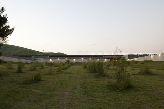 shooting center bcmf arquitetos