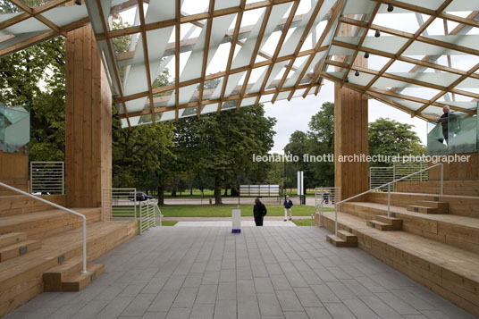 serpentine pavilion 2008 frank o. gehry