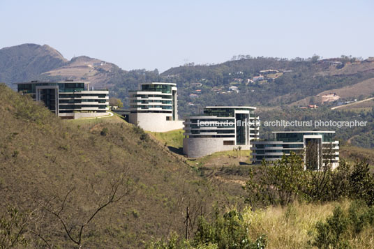 crystal valley gustavo penna