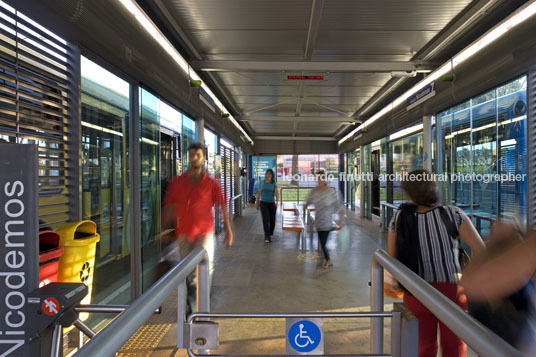 joão naves de Ávila bus corridor modo arquitetura