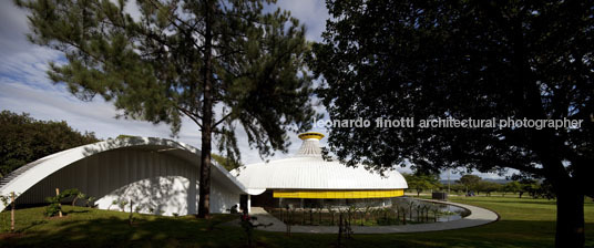 darcy ribeiro foundation at unb campus joão filgueiras lima (lelé)