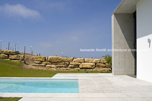 salgados house jstc arquitectos 