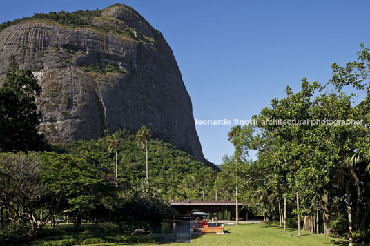 casa joá bernardes+jacobsen