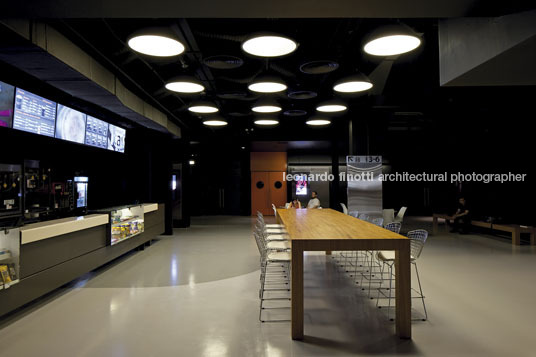 cinema itaú/frei caneca metro arquitetos