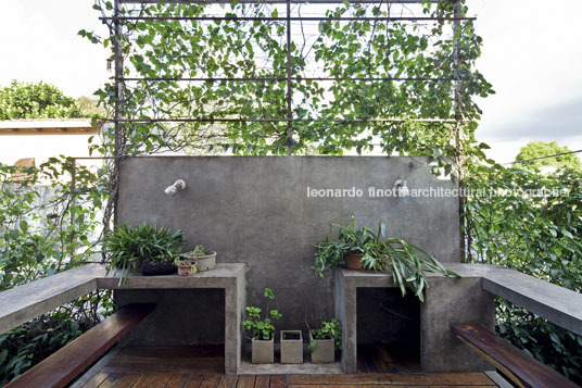 mburicao house estudio elgue & asociados