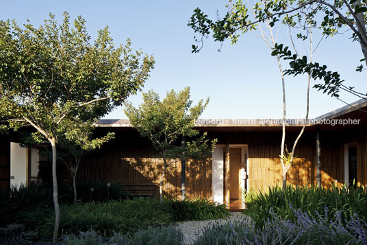 casa ml - fazenda boa vista bernardes+jacobsen