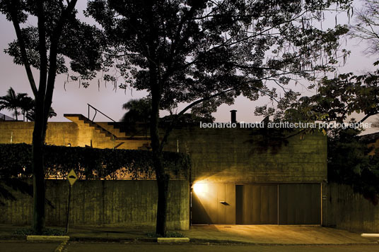 casa leme-millan paulo mendes da rocha