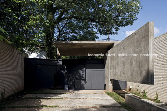 zubeldia house javier corvalan