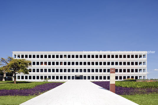 tribunal de contas da união - anexo oscar niemeyer