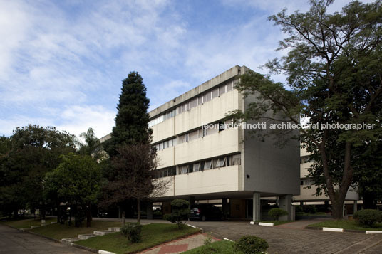 cecap zezinho magalhães prado housing complex paulo mendes da rocha