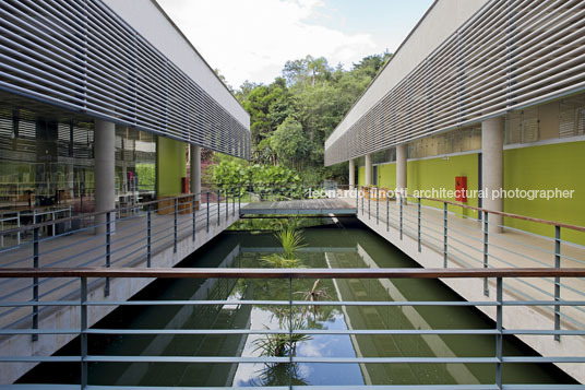 centro educativo burle marx - inhotim Arquitetos Associados