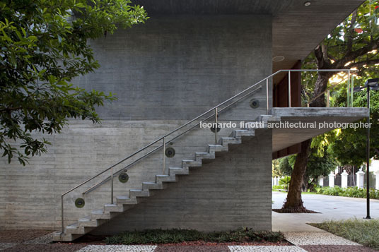 palacete das artes rodin bahia brasil arquitetura