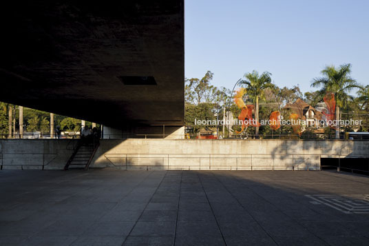 mube paulo mendes da rocha