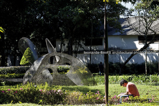 parque da luz several authors