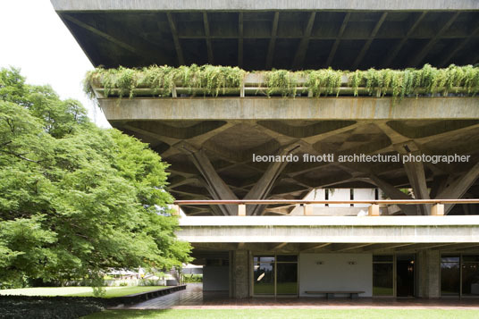 italian embassy pier luigi nervi