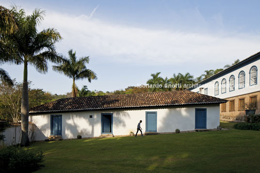 fazenda 3 pedras - casa isay weinfeld