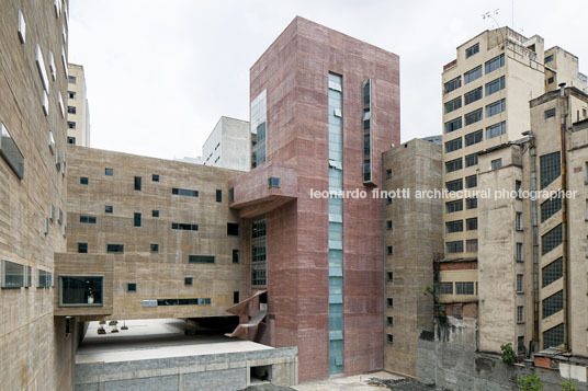 praça das artes brasil arquitetura