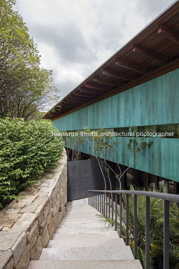 casa gcp - fazenda boa vista bernardes arquitetura