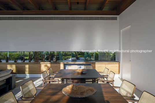 casa gcp - fazenda boa vista bernardes arquitetura