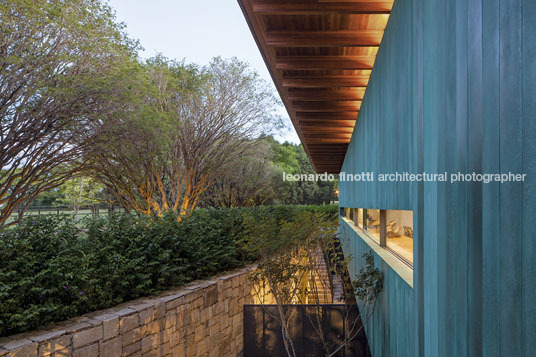 casa gcp - fazenda boa vista bernardes arquitetura