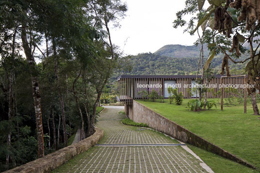 casa jn bernardes+jacobsen