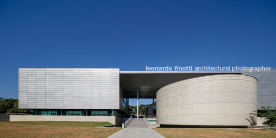 biblioteca brasiliana usp rodrigo mindlin loeb