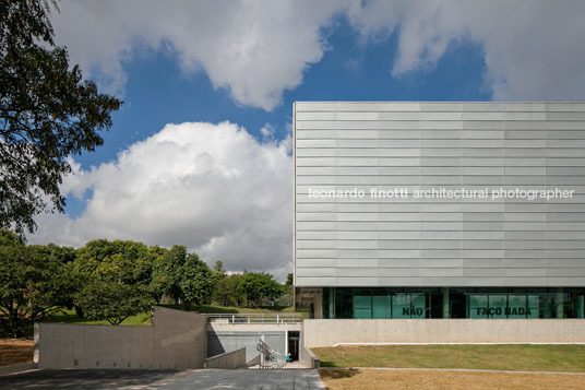 biblioteca brasiliana usp rodrigo mindlin loeb