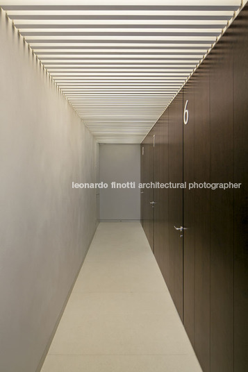 body tech - iguatemi isay weinfeld