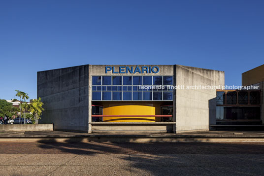 centro administrativo virgílio galassi acácio gil borsoi