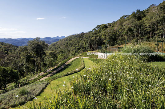 casa jg miguel pinto guimarães