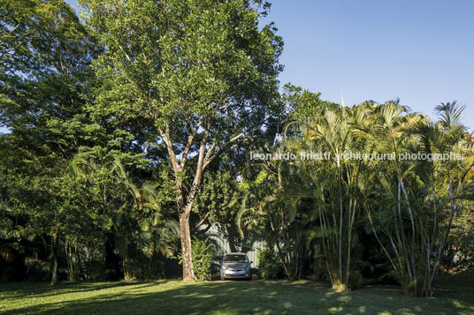 casa da várzea gustavo penna