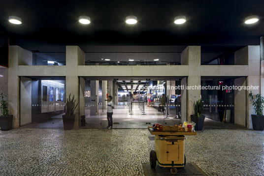 cinema itaú - botafogo metro arquitetos