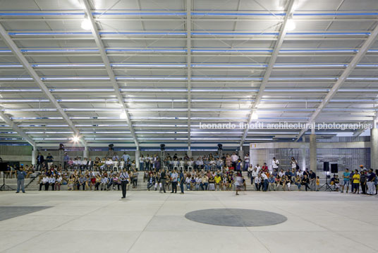 arena do morro herzog & de meuron